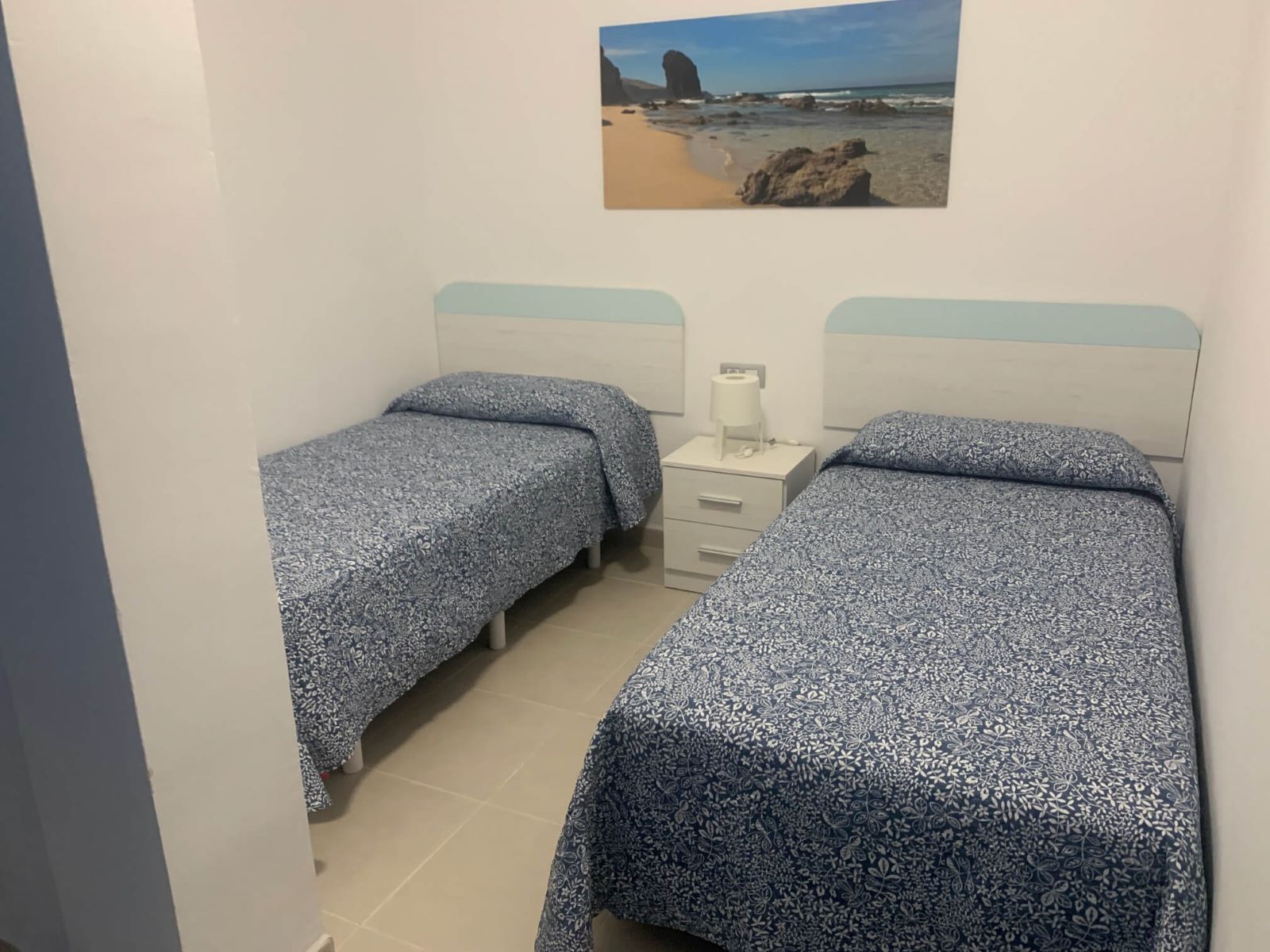 Dormitorio con dos camas individuales - Tao Noah